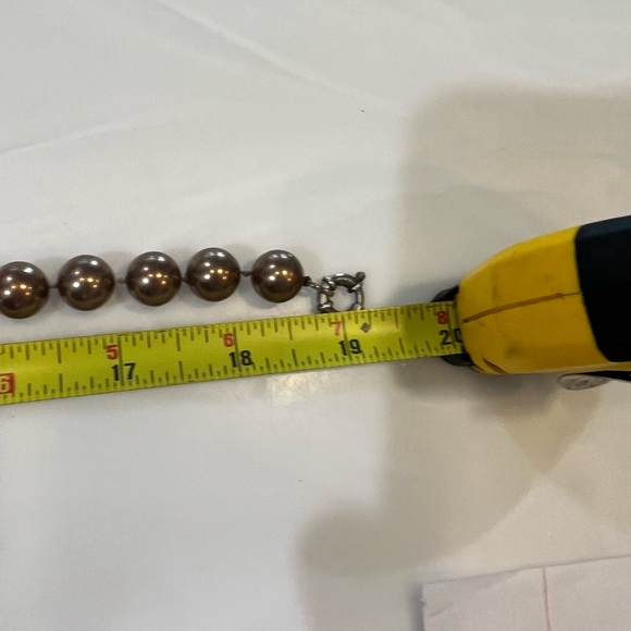 Reeds Jewelers chocolate freshwater pearls - Picture 3 of 3